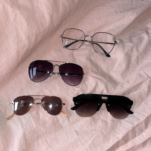 Sunglasses - Picture 3 of 4